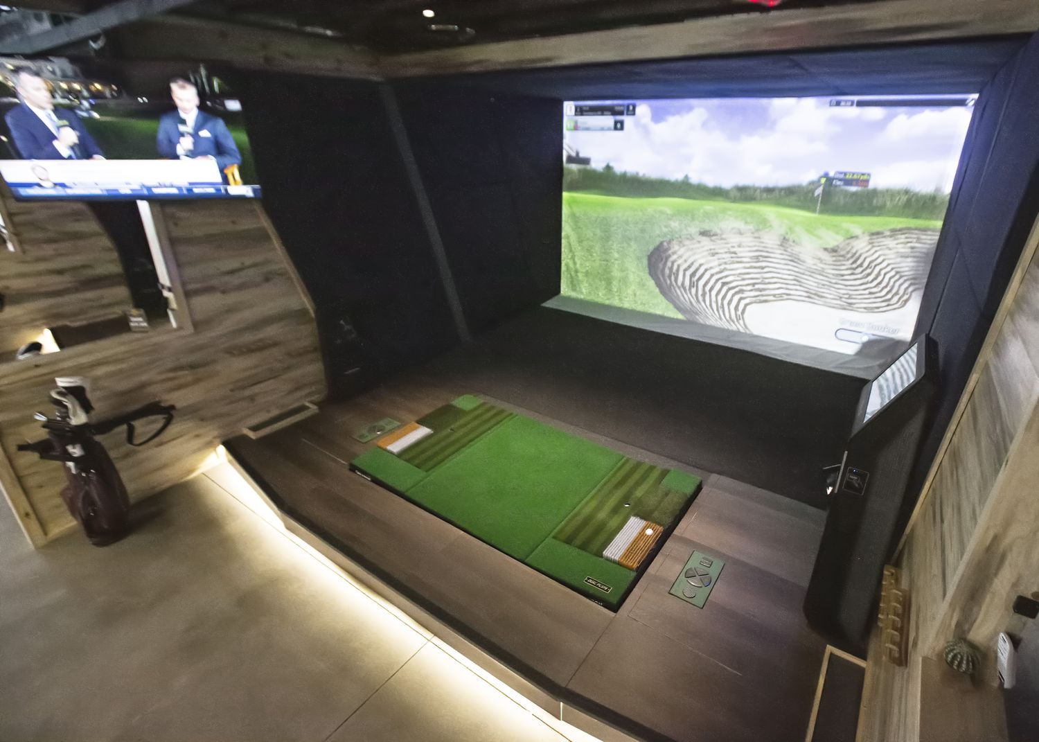 Inside the Avid Caddie golf lounge
